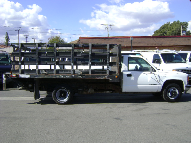 1998 Chevrolet GMT400's photo