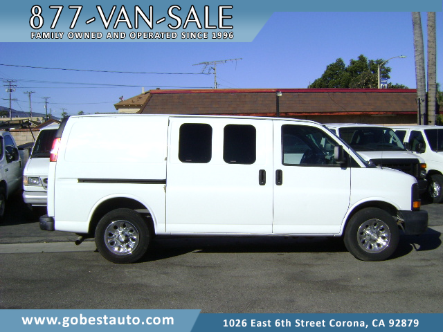 2014 GMC Savana Cargo Work Van's photo
