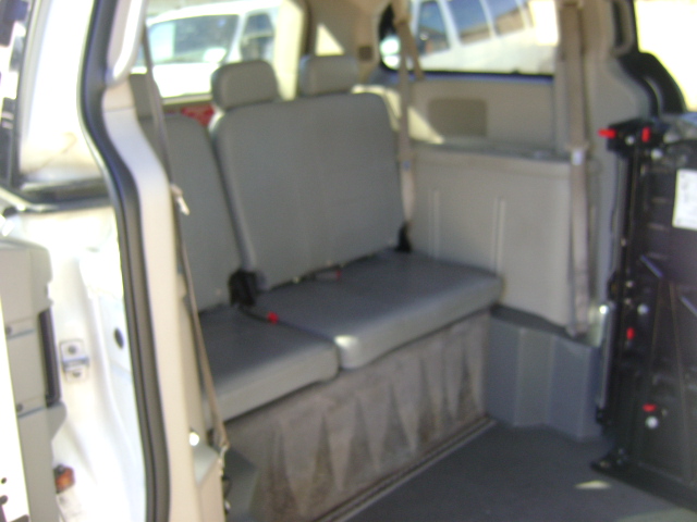 2013 Dodge Grand Caravan SE - Photo 13