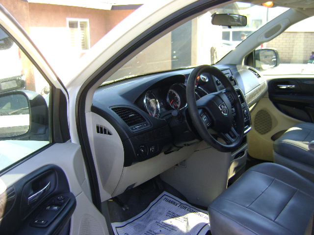 2013 Dodge Grand Caravan SE - Photo 14