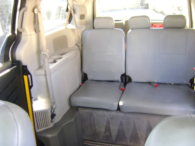 2013 Dodge Grand Caravan SE - Photo 7