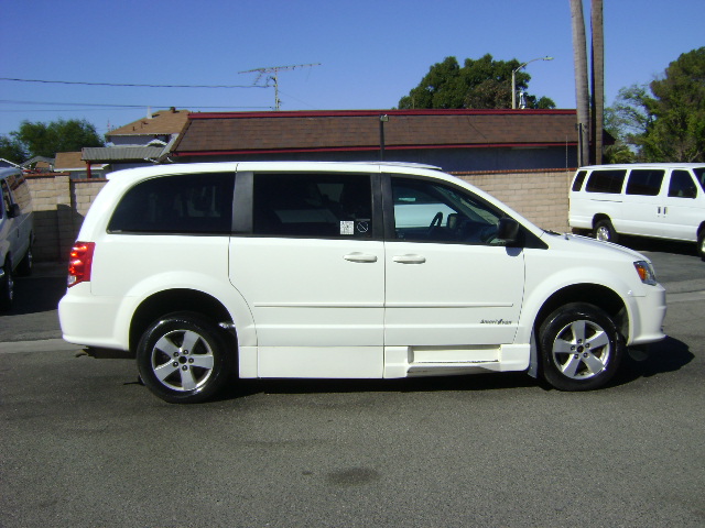 2013 Dodge Grand Caravan SE - Photo 11