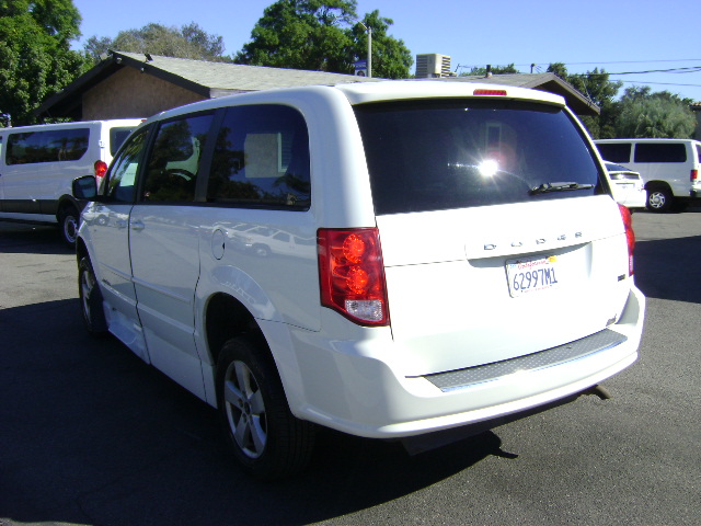 2013 Dodge Grand Caravan SE - Photo 4