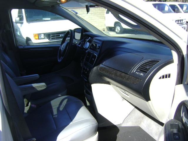 2013 Dodge Grand Caravan SE - Photo 12